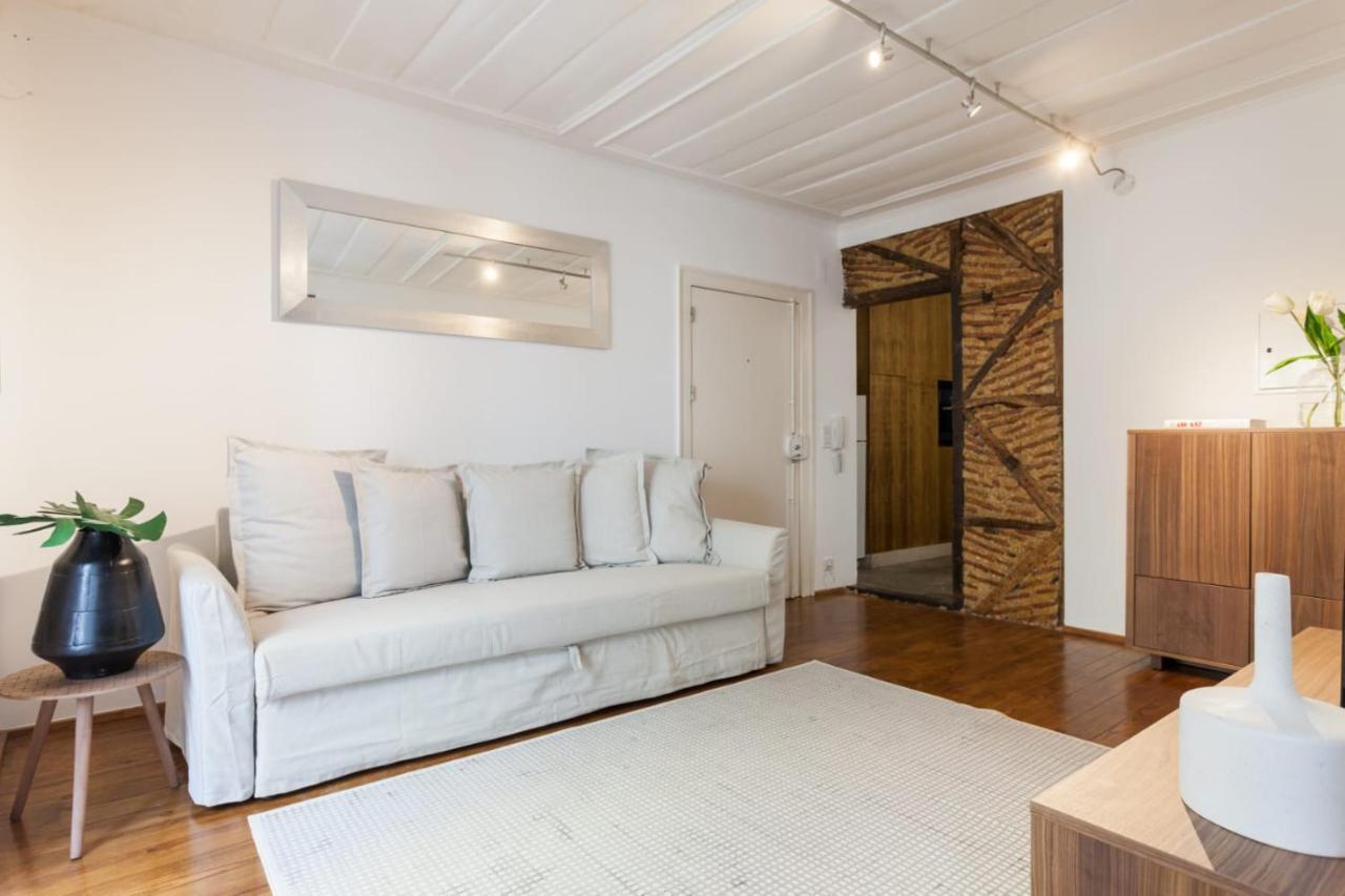 Appartamento Living Bairro Alto II Lisbona Esterno foto